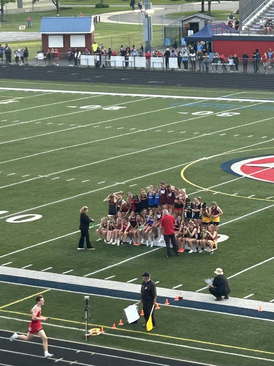 We’re going back to Cbus!!! Congratulations to our girls 4x800!