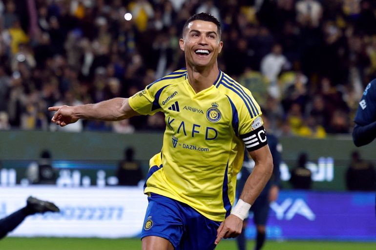 bdllh2661925's tweet photo. #كريستيانو_رونالدو جماهير النصر مع الحب الدون 💛 @Cristiano 
#تدخل_الصندوق_مطلب_نصراوي2 |
#النصر |
#تنفيذ_مطالب_رونالدو_مطلب | https://t.co/7AJxTILuEH