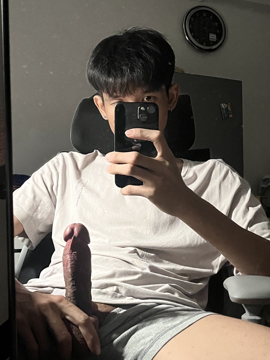 n40069's tweet photo. แข็งเก่ง https://t.co/EHicG0kFFv