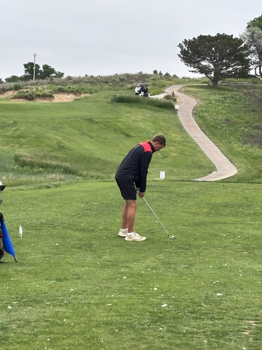 Congratulations to Sydney Schrant who placed 13th in the Class 3A State Tournament in Garden City