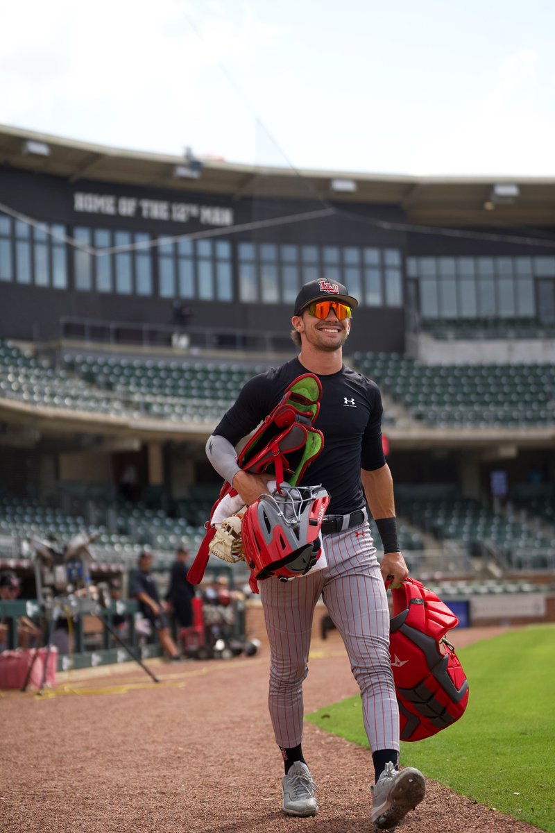 🚨Sappy Post🚨

Thankful to have been along for the ride with <a href="/Lamar_Baseball/">Lamar Baseball</a> this year.

I can’t thank <a href="/WillDavis44/">Will Davis</a> enough for being so supportive of this page and allowing me to talk a sport I love.

The Cardiac Cards will always have a special place in my heart.