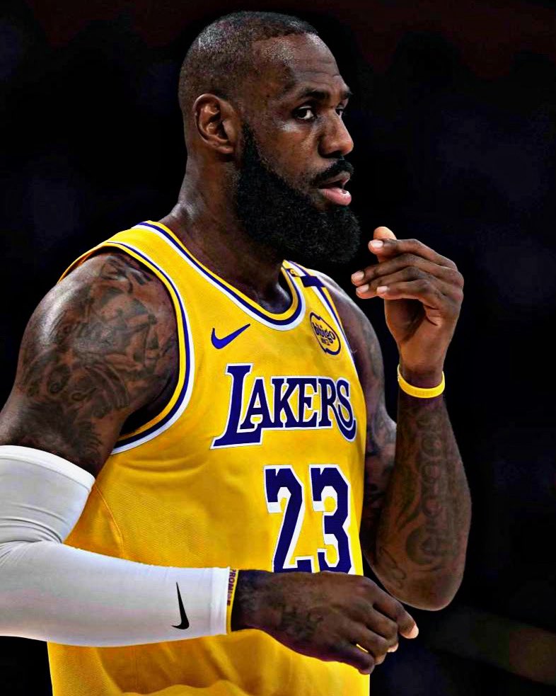 Witness King James (@witnesskj) on Twitter photo The only players in NBA history to ever record 70 PTS, 15 REB, 15 AST over any two-game span in the Conference Finals:
4x โ LeBron James
3x โ Everybody else COMBINED
(Jordan, Kobe, Shai)
(via <a href="/realapp_/">Real Sports</a>) The only players in NBA history to ever record 70 PTS, 15 REB, 15 AST over any two-game span in the Conference Finals:
4x โ LeBron James
3x โ Everybody else COMBINED
(Jordan, Kobe, Shai)
(via <a href="/realapp_/">Real Sports</a>)
