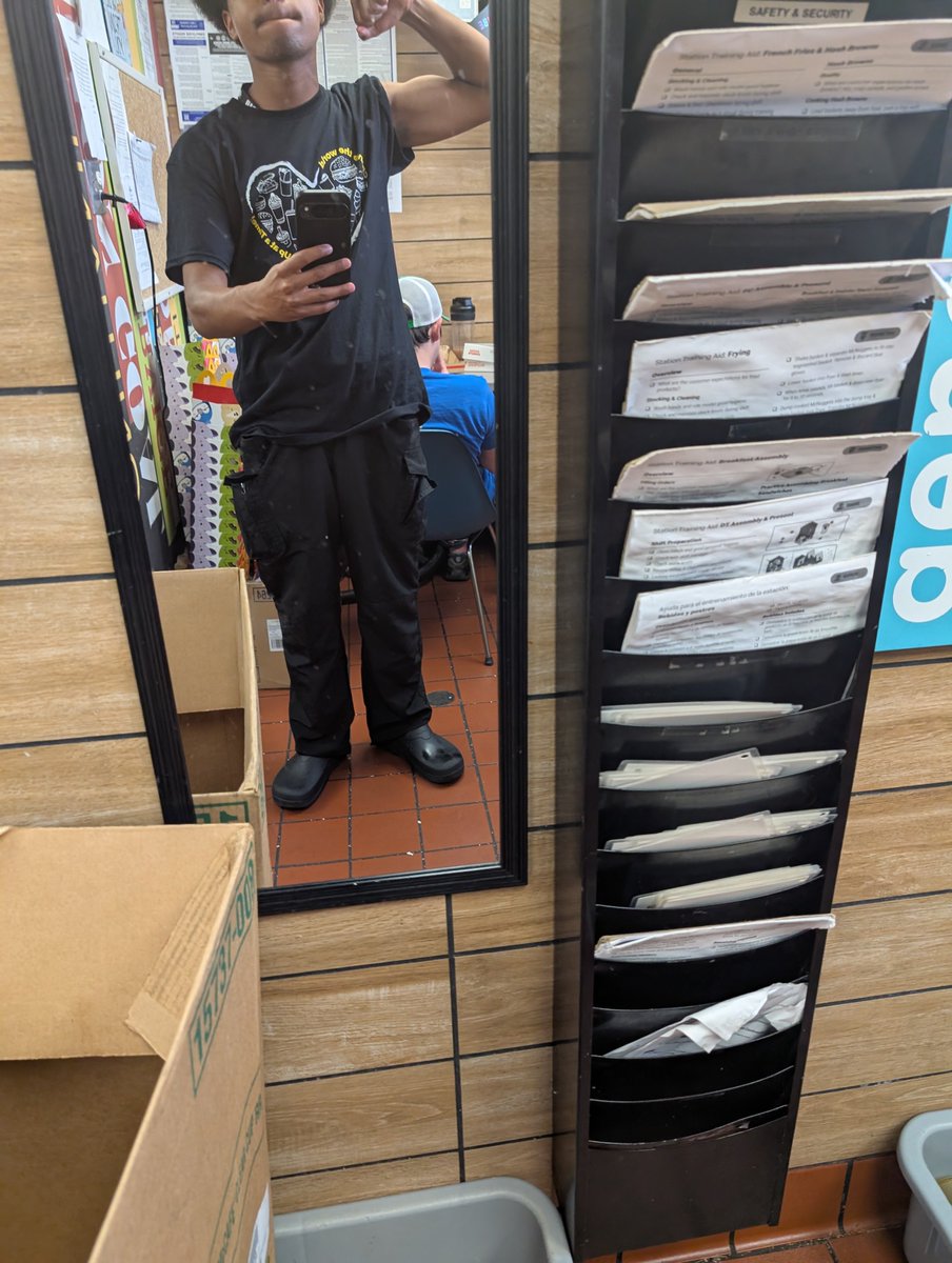 Phillybetta tweet media