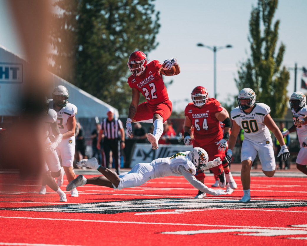 Jaxon Bell (@jaxonbell_) on Twitter photo Blessed to receive a division 1 offer to <a href="/EWUFootball/">EWU Football 🏈</a> 🦅. Thank you to everyone who has believed in me! #AGTG
<a href="/CoachBestEWU/">Coach Aaron Best</a> <a href="/Coach_TMACK/">CoachT-MACK</a> <a href="/marcanderson_/">Marc Anderson</a> <a href="/lhslionsfb/">LibertyLionsFootball</a> <a href="/CoachMikeCable/">Coach Cable</a> <a href="/troy_verango/">troy verango</a> <a href="/morisuesue/">Mori suesue</a> Blessed to receive a division 1 offer to <a href="/EWUFootball/">EWU Football 🏈</a> 🦅. Thank you to everyone who has believed in me! #AGTG
<a href="/CoachBestEWU/">Coach Aaron Best</a> <a href="/Coach_TMACK/">CoachT-MACK</a> <a href="/marcanderson_/">Marc Anderson</a> <a href="/lhslionsfb/">LibertyLionsFootball</a> <a href="/CoachMikeCable/">Coach Cable</a> <a href="/troy_verango/">troy verango</a> <a href="/morisuesue/">Mori suesue</a>