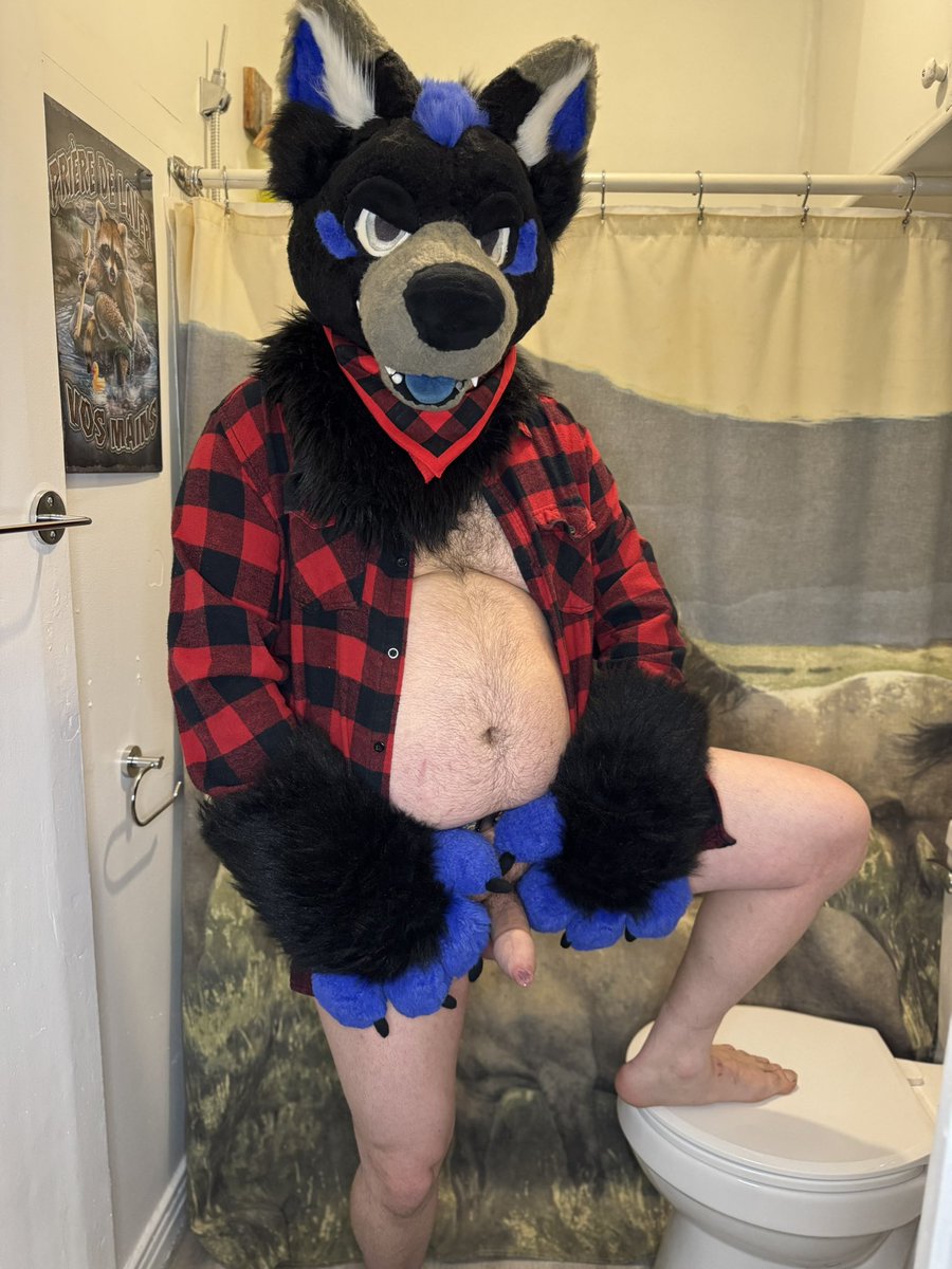 Daddy wolf is back from the forest who want’s to help with that wood? 👅💦🪵
🐺:<a href="/SkywayWolf/">Skyway</a> 
📸:<a href="/MuzoFox/">Muzo Fox</a> 
#Furry #FurryAD #Furryfandom #Furrycommunity #Furrie #Furries #Furrynsfw #NSFW #Wolf #Wolfdog #Murrsuit #Murrsuiter #Furrytop #Dom #Dad #Daddy #Furryporn #Cock #Paw #Yiff
