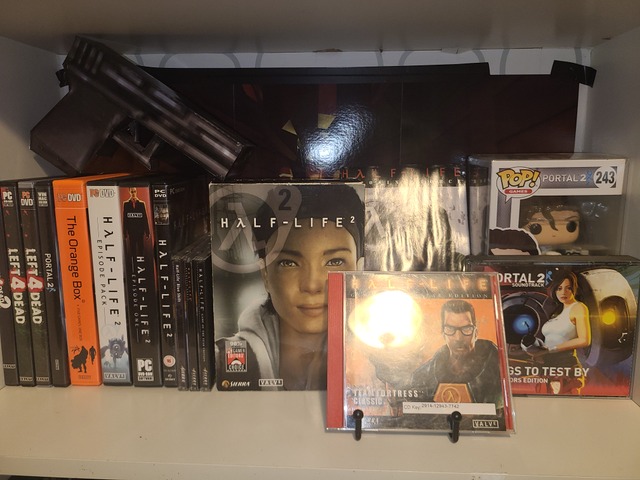 LambdaGenPosts's tweet image. By MλRI in Valve community.lambdageneration.com/valve/post/hye… #valve