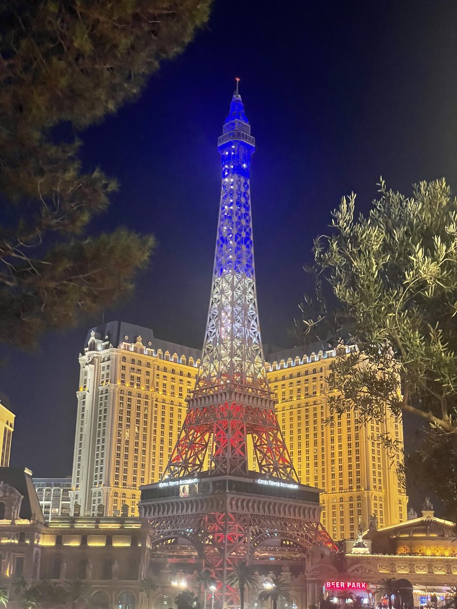 Flya3202's tweet image. First day of poker in Vegas didn’t go well—nothing clicked. Hoping for better luck moving forward! 🎲♠️ #PokerLife #VegasGrind #WSOP #LasVegas #PokerPlayer #VegasPoker #VegasLife