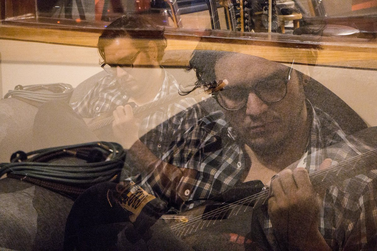 🔴 Seguimos en el estudio 🎧
👀 ¿Les gustaría escuchar un adelanto? 😏

Atentos a nuestras plataformas digitales, se viene nuevo sencillo ❗❗❗

📸 <a href="/soyzali/">Soy Zali</a>