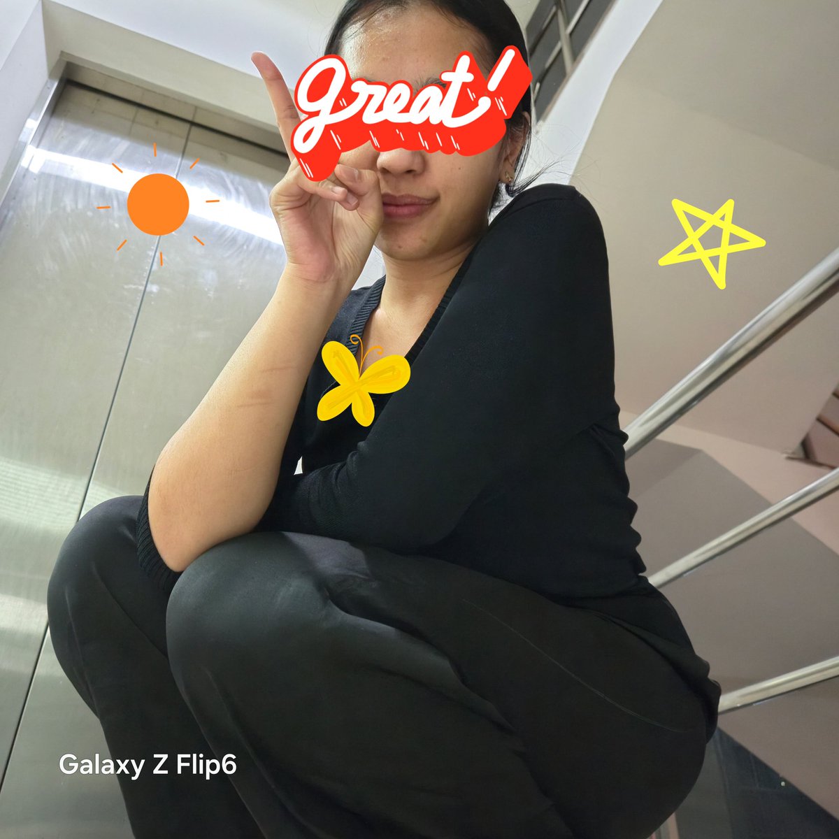 lenisyaf's tweet photo. Di era digital ini makin banyak yang suka bikin konten. Kalo aku sih udah jatuh cinta duluan sama #GalaxyZFold6 dan #GalaxyZFlip6 soalnya paling fleksibel dan canggih banget 😍
#BebasTanpaWorry
#cobacobaberhadiah https://t.co/8ViFbdSNXo