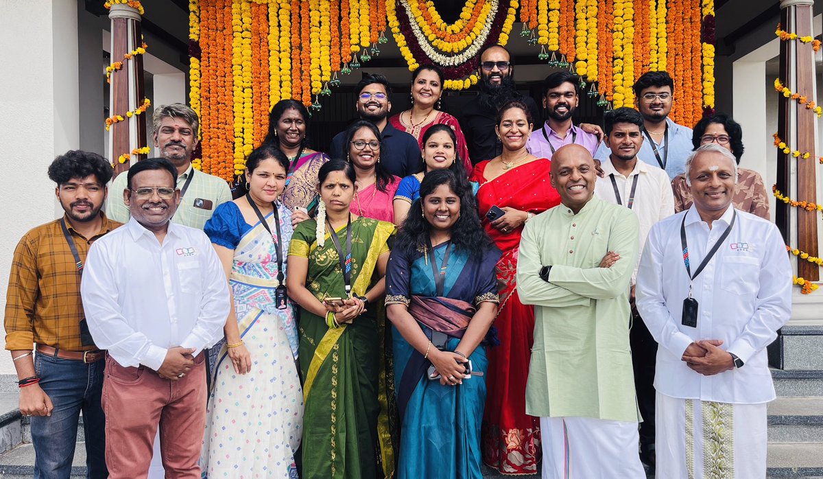 🌟Zoho Schools at Tharuvai! 
We had the joy of welcoming two cohorts of bright minds to our new campus yesterday! The Class of 2027 for the School of Business and the School of Technology, at Tharuvai.

Here’s to new beginnings, big dreams, and the learning adventures to come. 💐