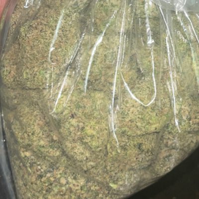 blah_r_us's tweet image. #NewProfilePic Top shelf candy 🍬