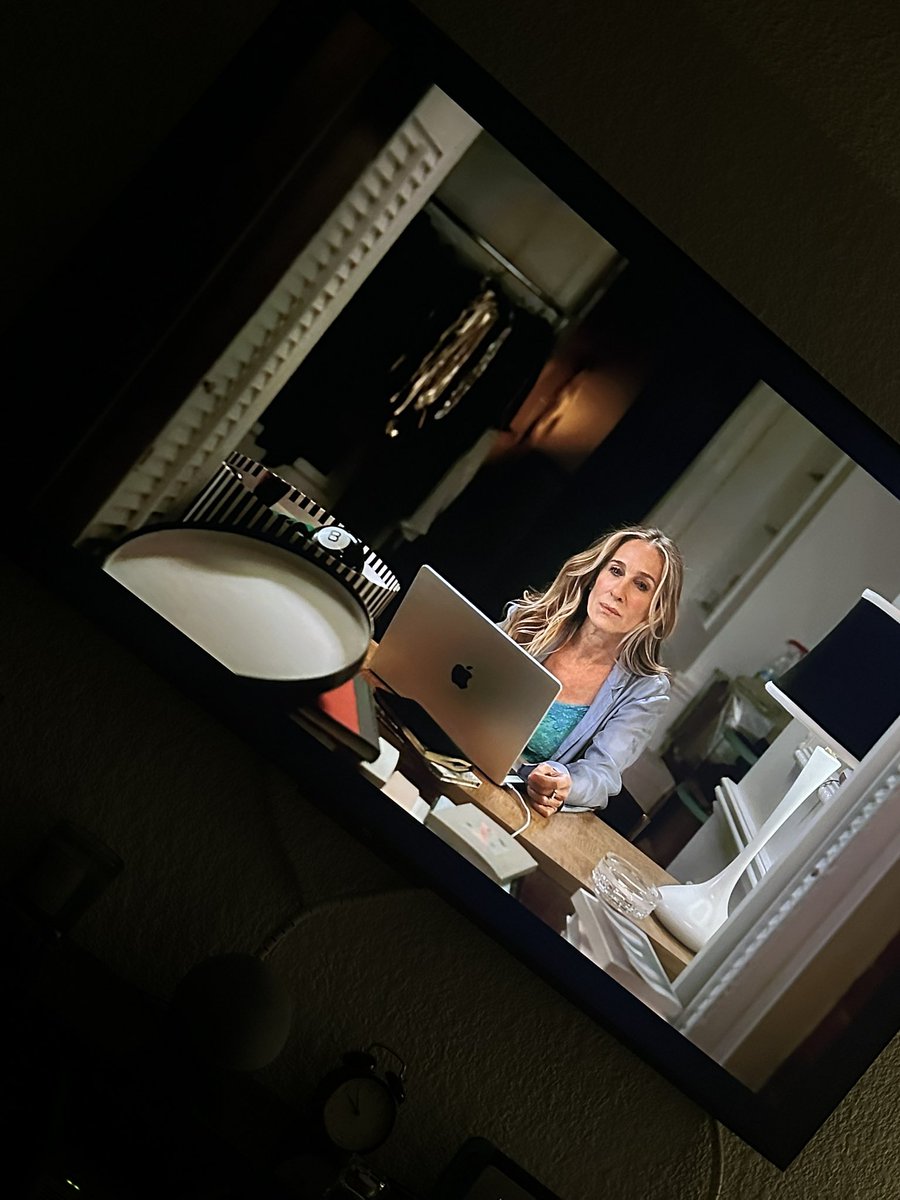 Mucha nostalgia y montones de recuerdos al ver el C1 de la T3 <a href="/AndJustLikeThat/">And Just Like That...</a> 🖤