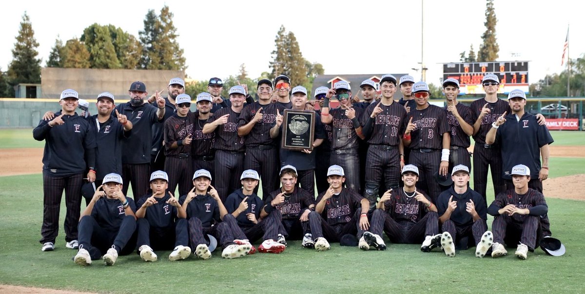 Congratulations to Division III baseball champion Fowler, a 10-1 victor over Morro Bay. Great seasons, boys! ⚾️👏🏆