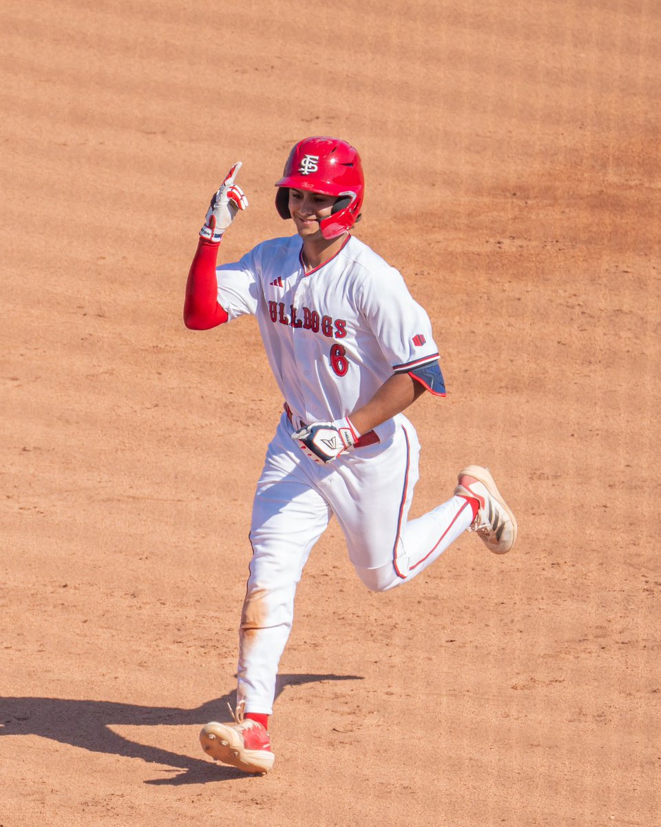 Al Scott (@alscott1998) on Twitter photo Fresno State shortstop Lee Trevino enters the tournament as one of the hottest hitters in the country, with a .529 BA and 13 RBI in his last 8 games.
📸: <a href="/FresnoStateBSB/">Diamond 'Dogs</a> Fresno State shortstop Lee Trevino enters the tournament as one of the hottest hitters in the country, with a .529 BA and 13 RBI in his last 8 games.
📸: <a href="/FresnoStateBSB/">Diamond 'Dogs</a>