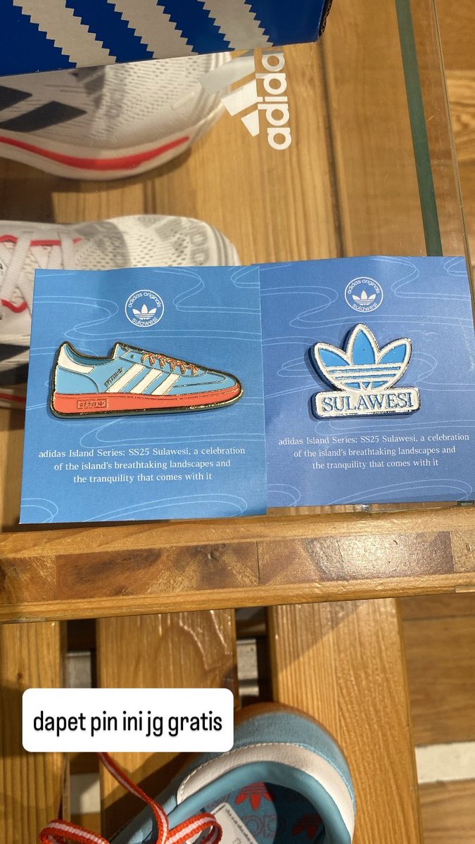bima_mp23's tweet photo. Perjuangan dateng pagi pagi sebelum toko buka Finally landed new collection Spezial Sulawesi😍 https://t.co/ZLFrW1Za4w
