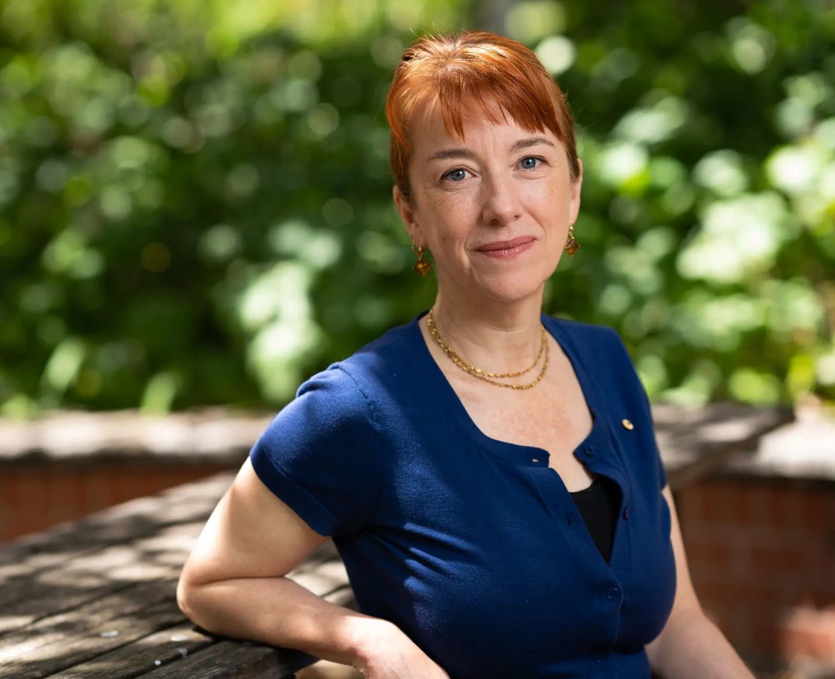 ANU_Research's tweet photo. Professor Emily Banks's research has informed national and global action on tobacco smoking and e-cigarette use. 
 
This month, she is celebrated by @WHO for her outstanding contributions to tobacco control and public health. 

Read more: https://t.co/nbhxYYMAH8

@ourANU https://t.co/4A7hycohZn