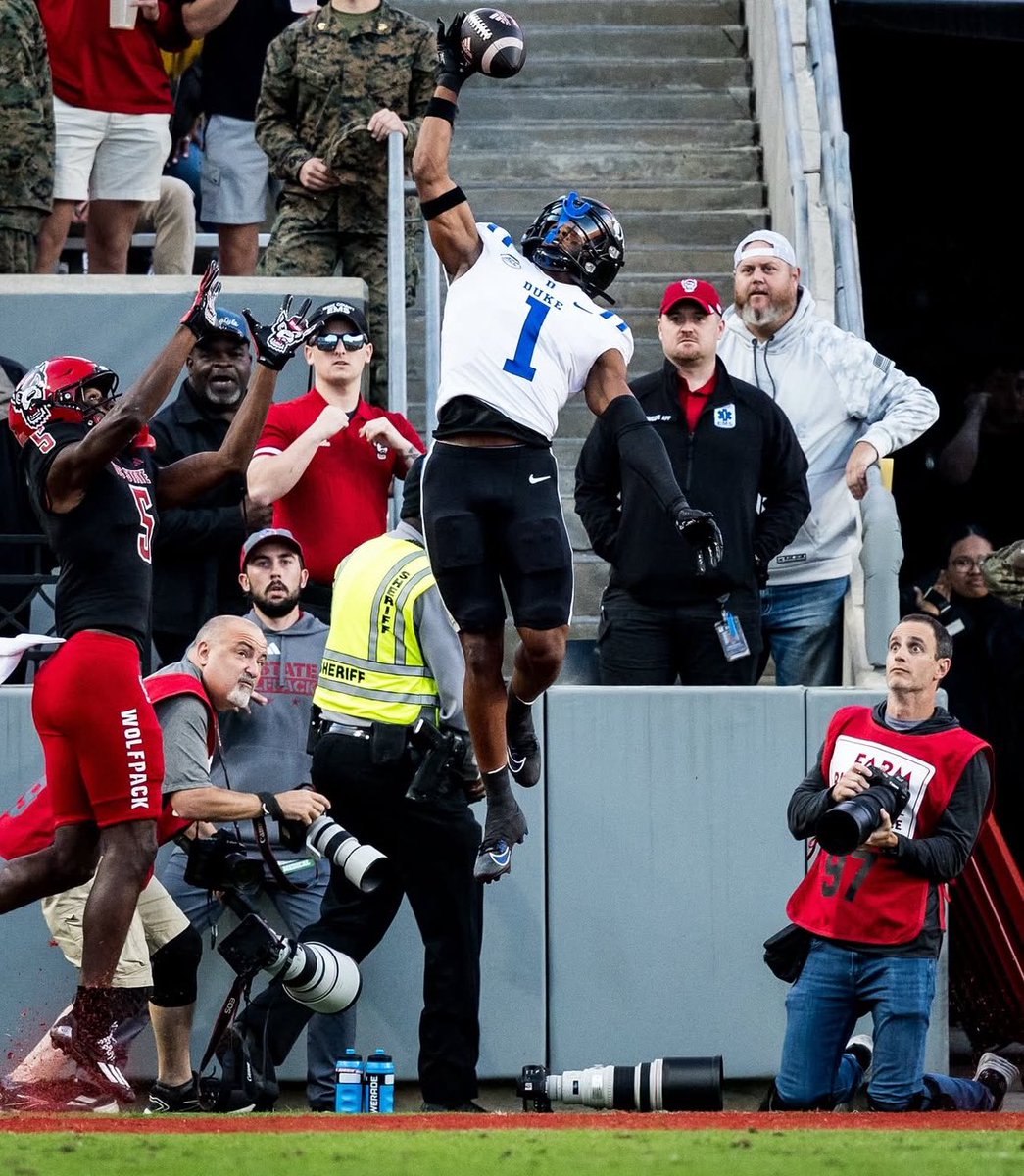 Taylor Daniels (@t_2acedaniels) on Twitter photo Blessed to receive an offer from Duke University! #AGTG #Duke <a href="/DukeFOOTBALL/">Duke Football</a> <a href="/CoachBFitz/">Bill Fitzgerald</a> <a href="/DeMattia_Joe/">Coach DeMattia</a> <a href="/coach_pass/">Coach Carlos Pasols</a> <a href="/MaxRuiz50/">Max Ruiz</a> <a href="/__ShockTheWorld/">Shock The World</a> <a href="/OTTYF1/">Operation Teen Titans Youth Foundation</a> <a href="/SportzFarm/">Sportz Farm</a> <a href="/GinfanteMT/">Gabe Infante</a> <a href="/Airsportsgroup1/">Airsportsgroup</a> <a href="/TodderickHunt/">Todderick Hunt</a> <a href="/TheUCReport/">Billy Tucker</a> <a href="/RivalsFriedman/">Adam Friedman</a> <a href="/RivalsRichie/">Richie O’Leary</a> <a href="/EdOBrienCFB/">EdOBrienCFB</a> <a href="/247recruiting/">247Sports Recruiting</a> Blessed to receive an offer from Duke University! #AGTG #Duke <a href="/DukeFOOTBALL/">Duke Football</a> <a href="/CoachBFitz/">Bill Fitzgerald</a> <a href="/DeMattia_Joe/">Coach DeMattia</a> <a href="/coach_pass/">Coach Carlos Pasols</a> <a href="/MaxRuiz50/">Max Ruiz</a> <a href="/__ShockTheWorld/">Shock The World</a> <a href="/OTTYF1/">Operation Teen Titans Youth Foundation</a> <a href="/SportzFarm/">Sportz Farm</a> <a href="/GinfanteMT/">Gabe Infante</a> <a href="/Airsportsgroup1/">Airsportsgroup</a> <a href="/TodderickHunt/">Todderick Hunt</a> <a href="/TheUCReport/">Billy Tucker</a> <a href="/RivalsFriedman/">Adam Friedman</a> <a href="/RivalsRichie/">Richie O’Leary</a> <a href="/EdOBrienCFB/">EdOBrienCFB</a> <a href="/247recruiting/">247Sports Recruiting</a>