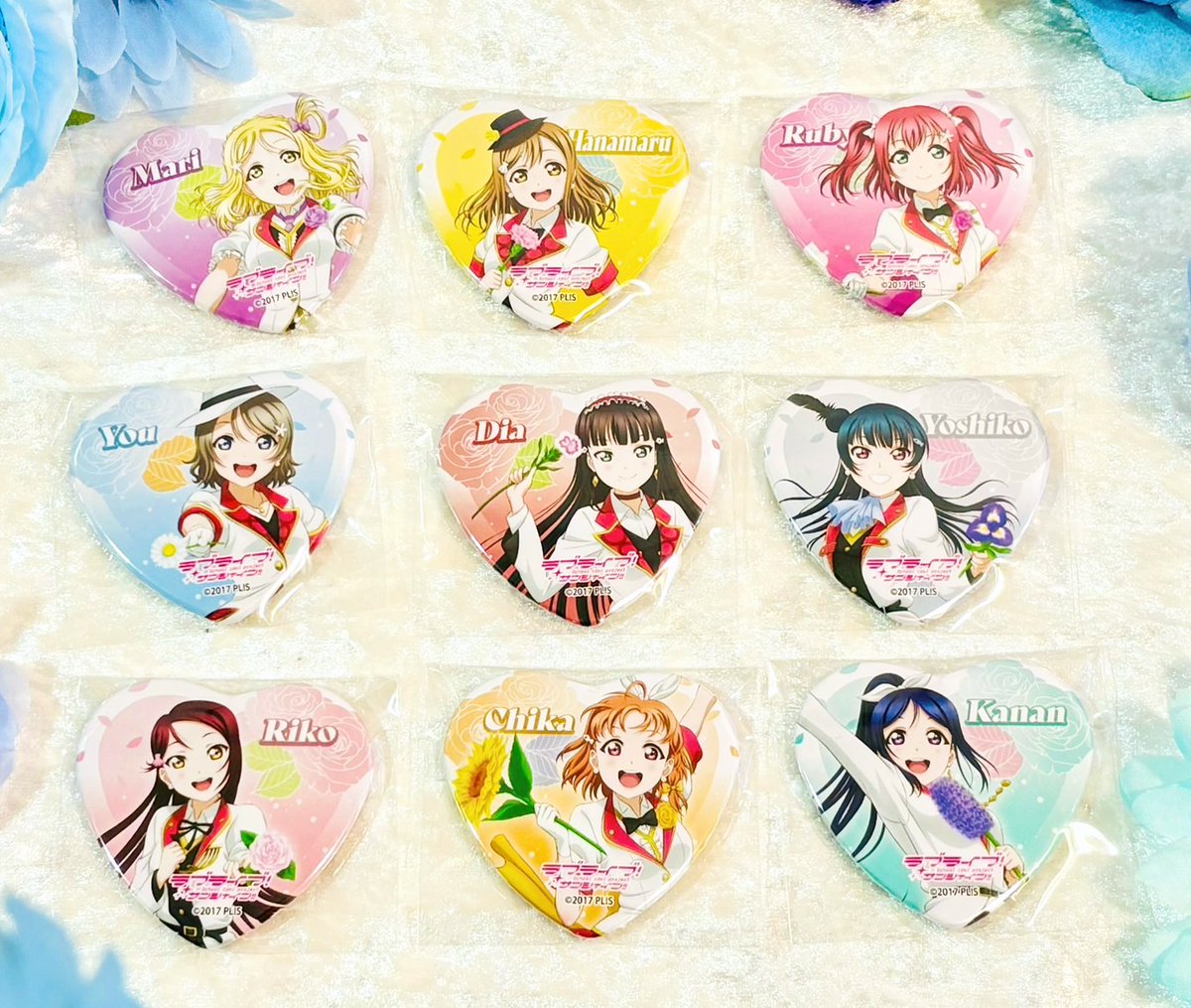 GiGOコラボ ラブライブ！ ハート缶バッジ1セット 特典2枚 - メルカリ