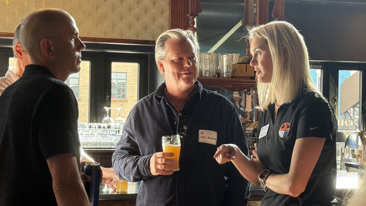 Celebrating our college’s Centennial with a ton of Colorado <a href="/ufalumni/">UF Alumni</a> tonight at <a href="/BuffaloRoseCO/">The Rose</a>! #OneDCP