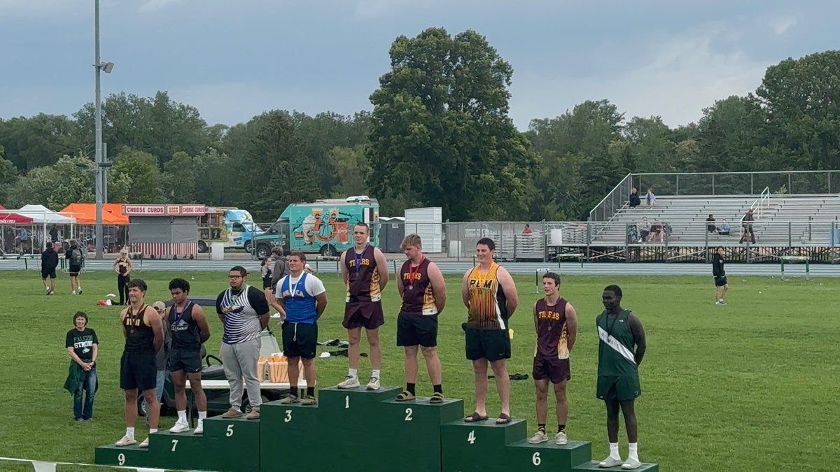tommylof09's tweet photo. New pr 56’0.75 section champ and meet record, mn number 8, 23rd sophomore in the country, 8th best Minnesota sophomore of all time! https://t.co/V9i0XfmutV