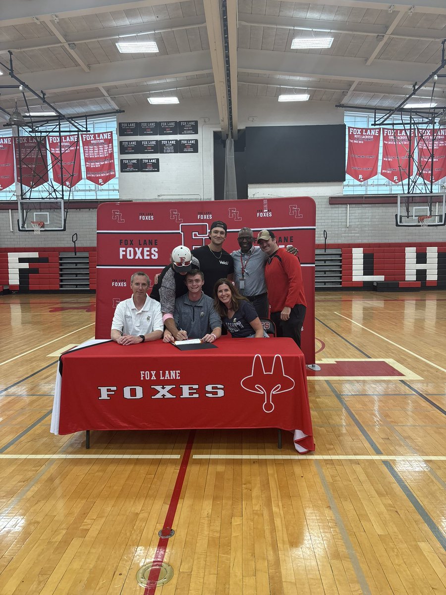 nanhop11's tweet photo. Fox Lane Signing Day! Proud mom moment @bradyhop2 @foxlanebaseball https://t.co/OZNeMfU995