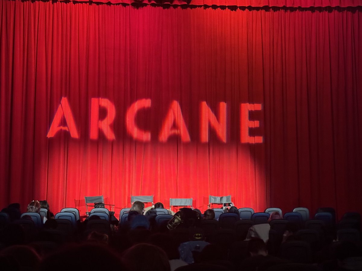 CartoonUV's tweet photo. Had an excellent time at the Arcane season 2 screening today in LA! There is going to be a Q&A right now and I’ll post about any good details if it’s not streamed
#Arcane #ArcaneS2 https://t.co/ZFaCrZx601