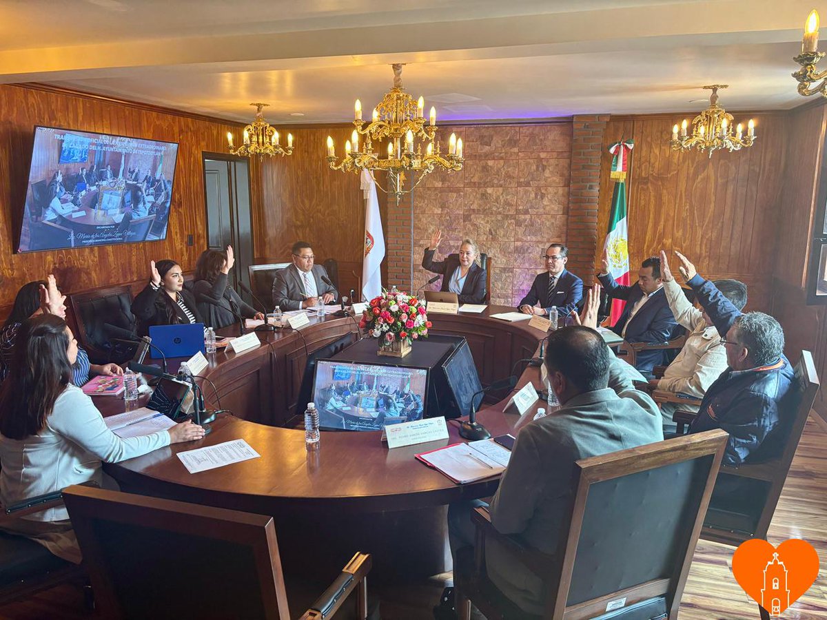 Esta mañana, el Cabildo aprobó por unanimidad el nombramiento del Maestro Juan Minutti López como titular de la recién creada Dirección de Gobierno del Ayuntamiento de #Tepotzotlán.
📷
semanariomiespacio.com/.../tepotzotla…