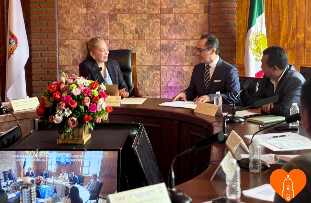 Miespacioinfo's tweet photo. Esta mañana, el Cabildo aprobó por unanimidad el nombramiento del Maestro Juan Minutti López como titular de la recién creada Dirección de Gobierno del Ayuntamiento de #Tepotzotlán.
📷
https://t.co/l3NSSLczL1 https://t.co/qCUNILJzPj