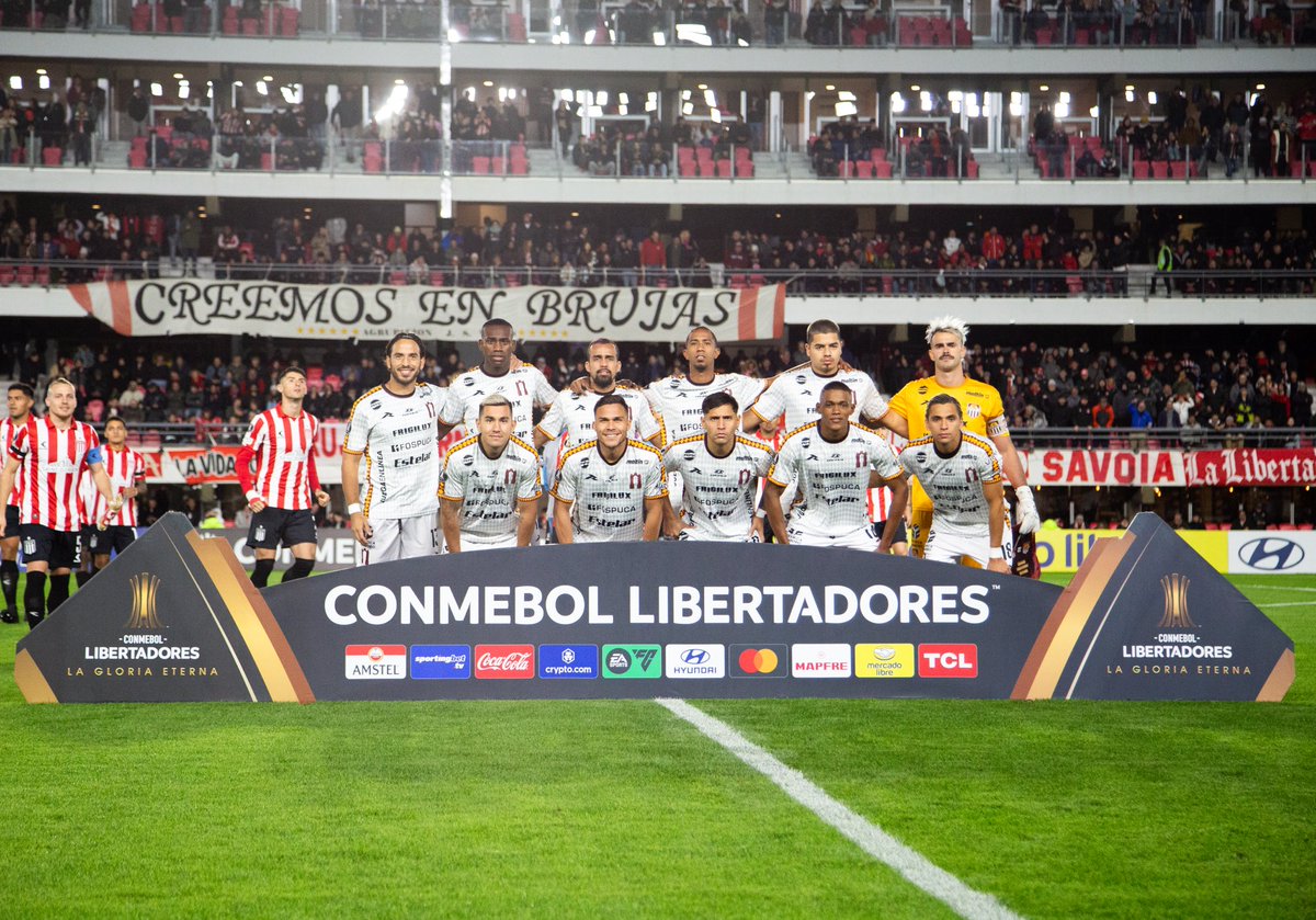 Fue hermoso volver a jugar en mi ciudad, mi lugar en el mundo, con mi familia, mis amigos y por sobre todas esas cosas volver a jugar en Uno y más en una noche de libertadores.
Gracias a todos los granadictos que viajaron tan lejos por el aguante de siempre ❤️