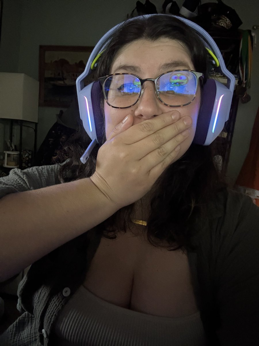 Christina ✨ tweet media