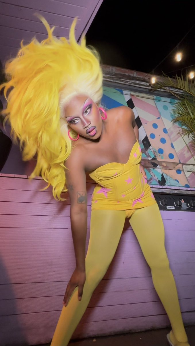 me trying to impress Nymphia Wind trade