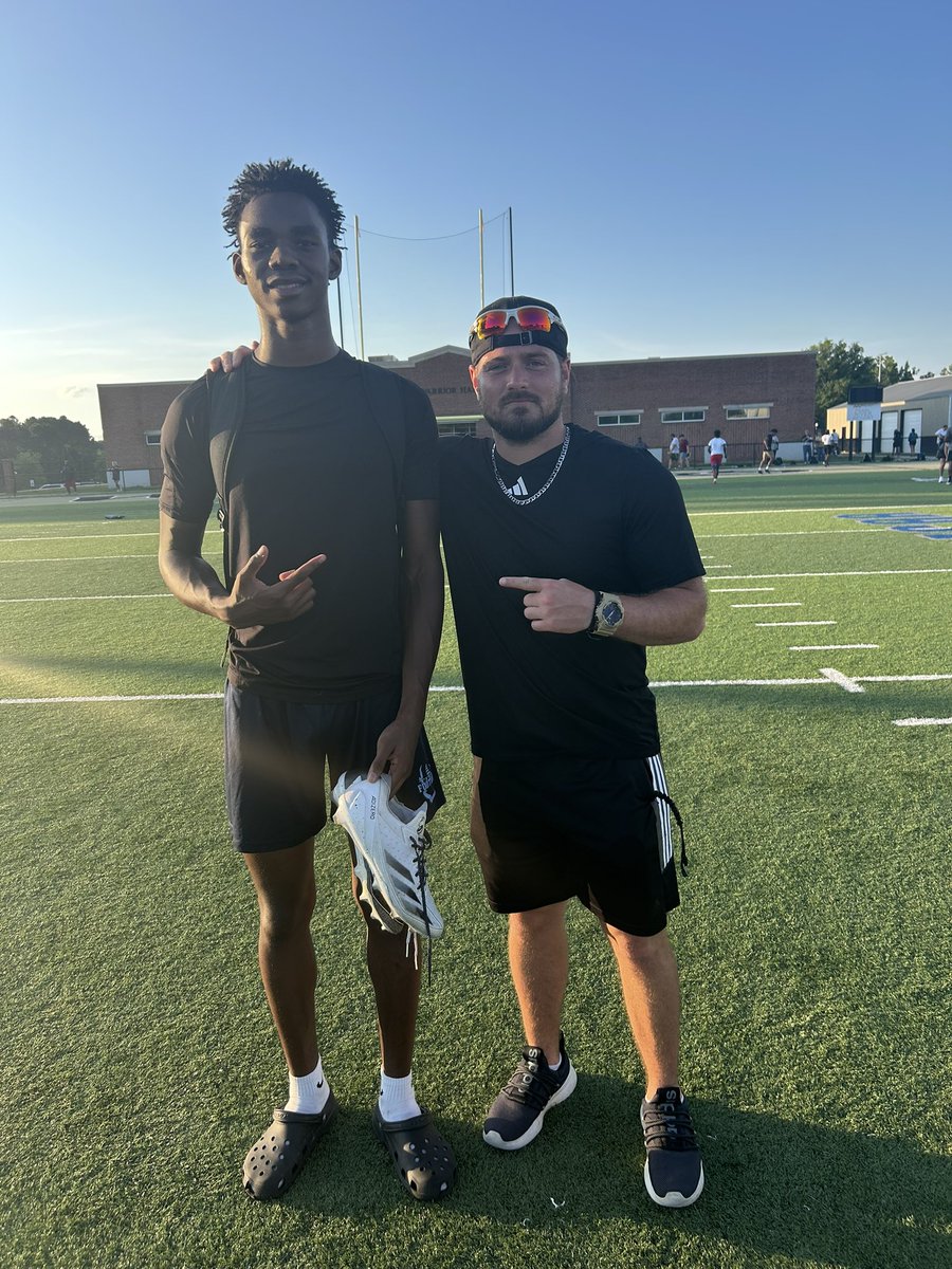 Jalen Lampkin (@jalenlampkin_) on Twitter photo Had a great camp at East Central today <a href="/turnerrotenberr/">turner rotenberry</a> <a href="/Coach_Webster2/">Jonathan J. Webster</a>
<a href="/TimSteward__/">Coach Steward</a> <a href="/CoachTMc/">1st&GOAL</a> Had a great camp at East Central today <a href="/turnerrotenberr/">turner rotenberry</a> <a href="/Coach_Webster2/">Jonathan J. Webster</a>
<a href="/TimSteward__/">Coach Steward</a> <a href="/CoachTMc/">1st&GOAL</a>