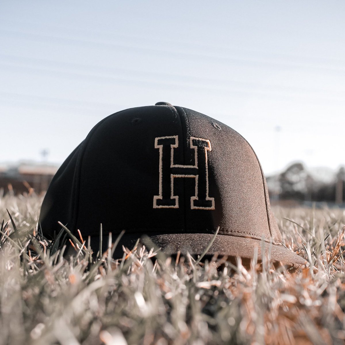 _HHS_Baseball's tweet image. Tomorrow's 2nd Round 3A Regional playoff game vs Colonial Heights will begin at 1pm. #PackTheGlass for some matinee playoff baseball!