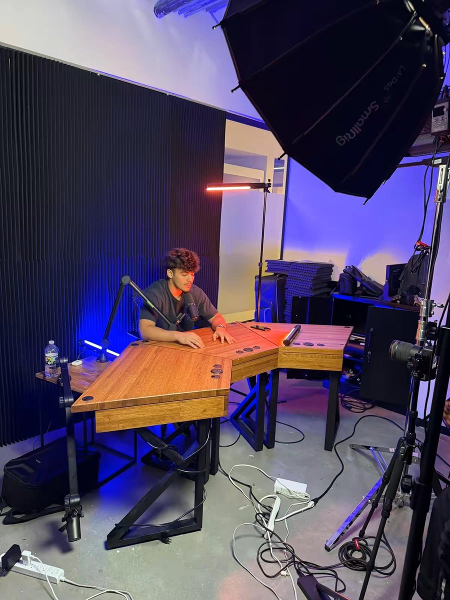 Esar Noor tweet media