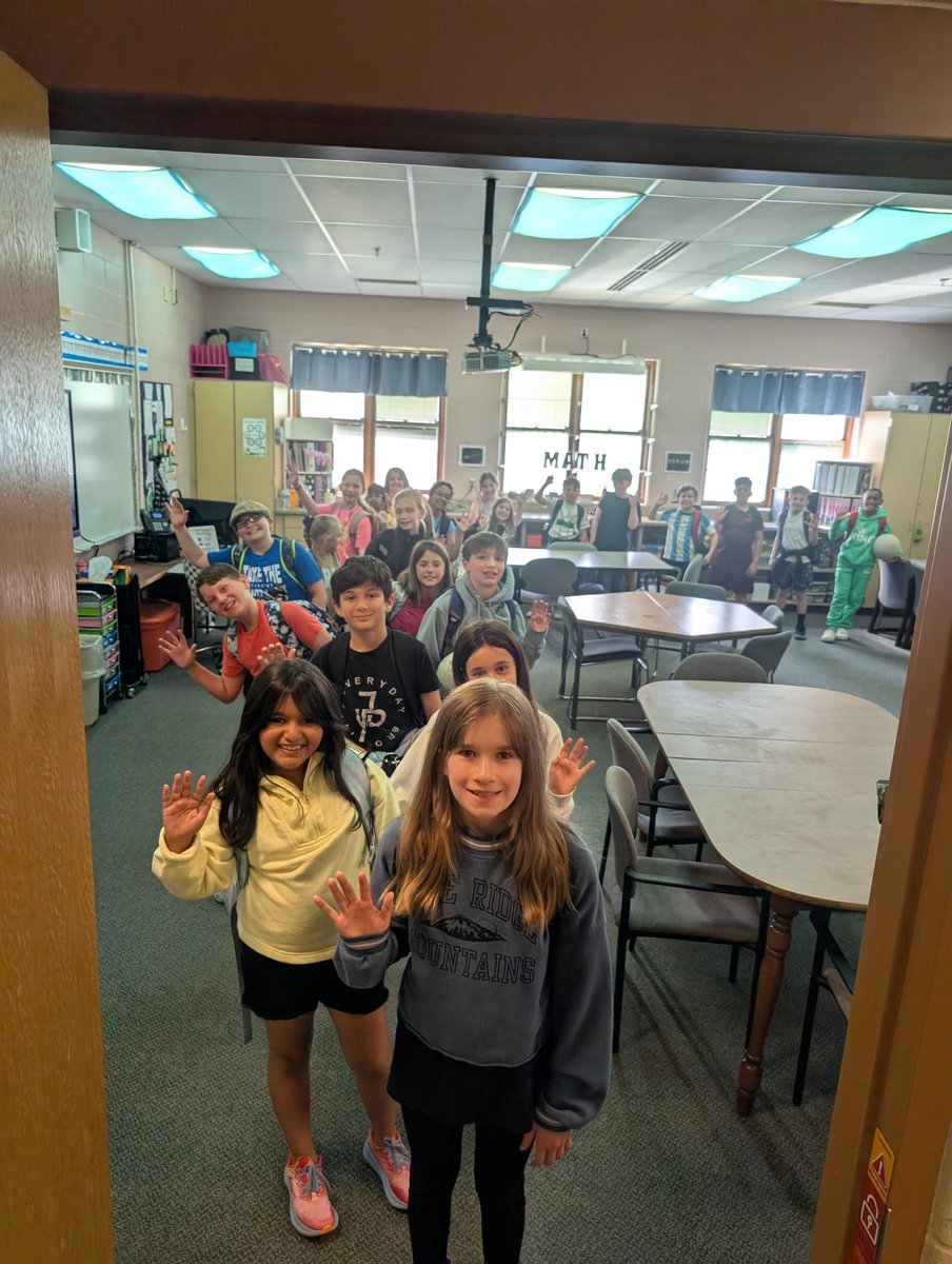 ValliStauffer's tweet image. Farewell to this amazing group of kids! It was a wonderful school year! Each individual has a special place in my heart! -Love you out the door! ❤️💚