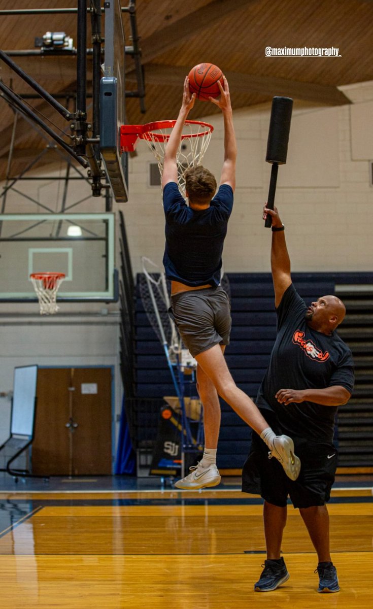 Jack Goodnough (@jackgoodnough) on Twitter photo Work, ahead of this weekend‘s SJJ summer shootout:
Friday 5:30
Saturday 11:40, 1:00
Sunday 10:20
<a href="/sjj_basketball/">St. John’s Jesuit Basketball</a> Work, ahead of this weekend‘s SJJ summer shootout:
Friday 5:30
Saturday 11:40, 1:00
Sunday 10:20
<a href="/sjj_basketball/">St. John’s Jesuit Basketball</a>