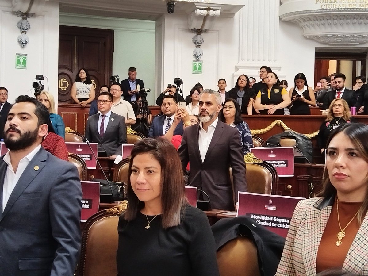 Luis Chavez (@luis_chavez_gar) on Twitter photo Clausuramos el Segundo Periodo de Sesiones del Primer Año Legislativo en el <a href="/Congreso_CdMex/">Congreso de la Ciudad de México</a> 🇲🇽 donde aprobamos el Dictámen de la Iniciativa enviada por nuestra Jefa de Gobierno <a href="/ClaraBrugadaM/">Clara Brugada Molina</a> con el fin de proteger la integridad física de quienes viajan en el Metro y Metrobús 🧵 Clausuramos el Segundo Periodo de Sesiones del Primer Año Legislativo en el <a href="/Congreso_CdMex/">Congreso de la Ciudad de México</a> 🇲🇽 donde aprobamos el Dictámen de la Iniciativa enviada por nuestra Jefa de Gobierno <a href="/ClaraBrugadaM/">Clara Brugada Molina</a> con el fin de proteger la integridad física de quienes viajan en el Metro y Metrobús 🧵