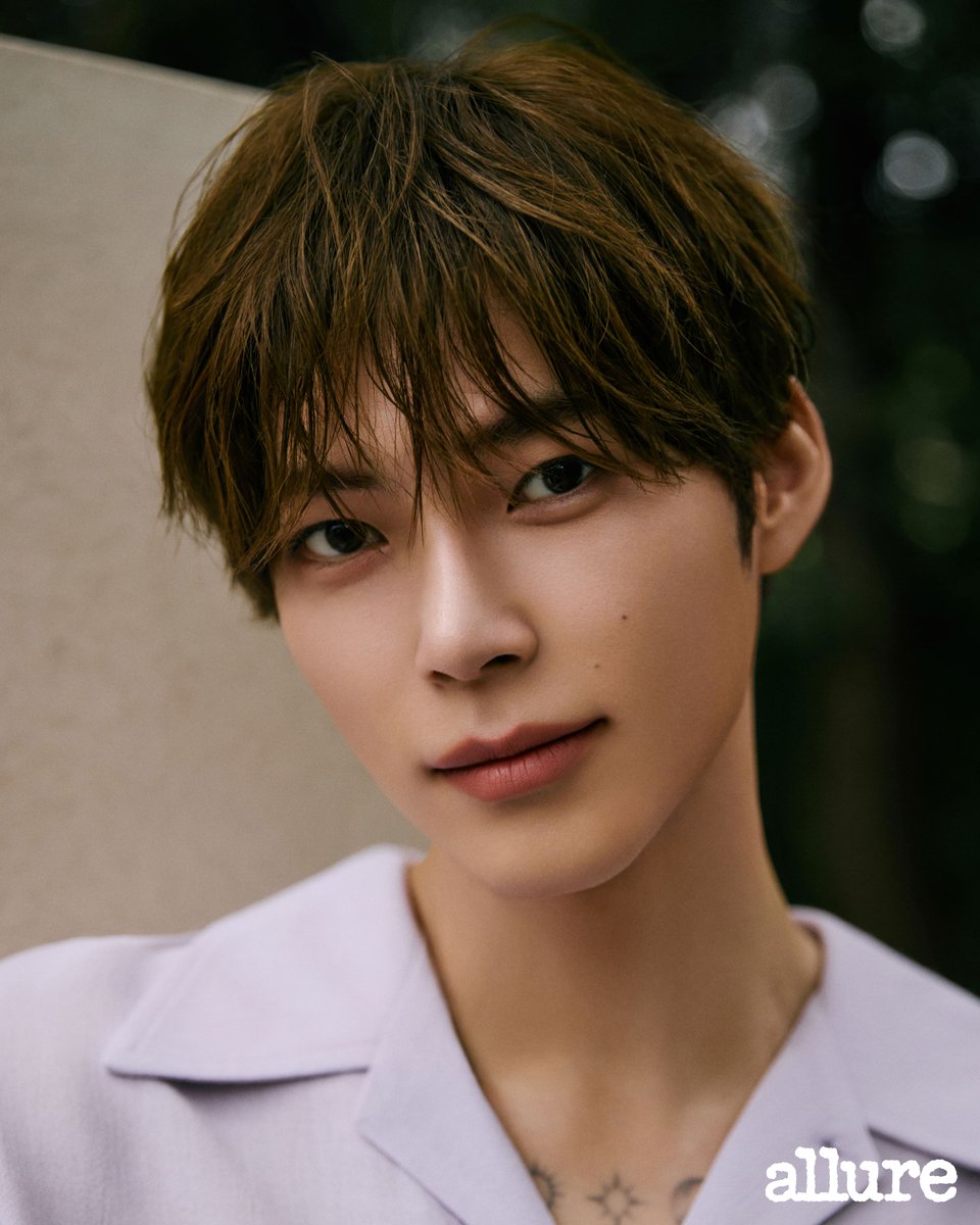 young_luving's tweet image. 제로즈 = 장미 / 성한빈 생일 = 장미 향 로스 출시.. 감성 미쳤네? 완벽한 시나리오.. 

#광고 #비요크앤베리스 #제로베이스원 #성한빈 #성한빈향수 #니치향수 #리퀴드퍼퓸바