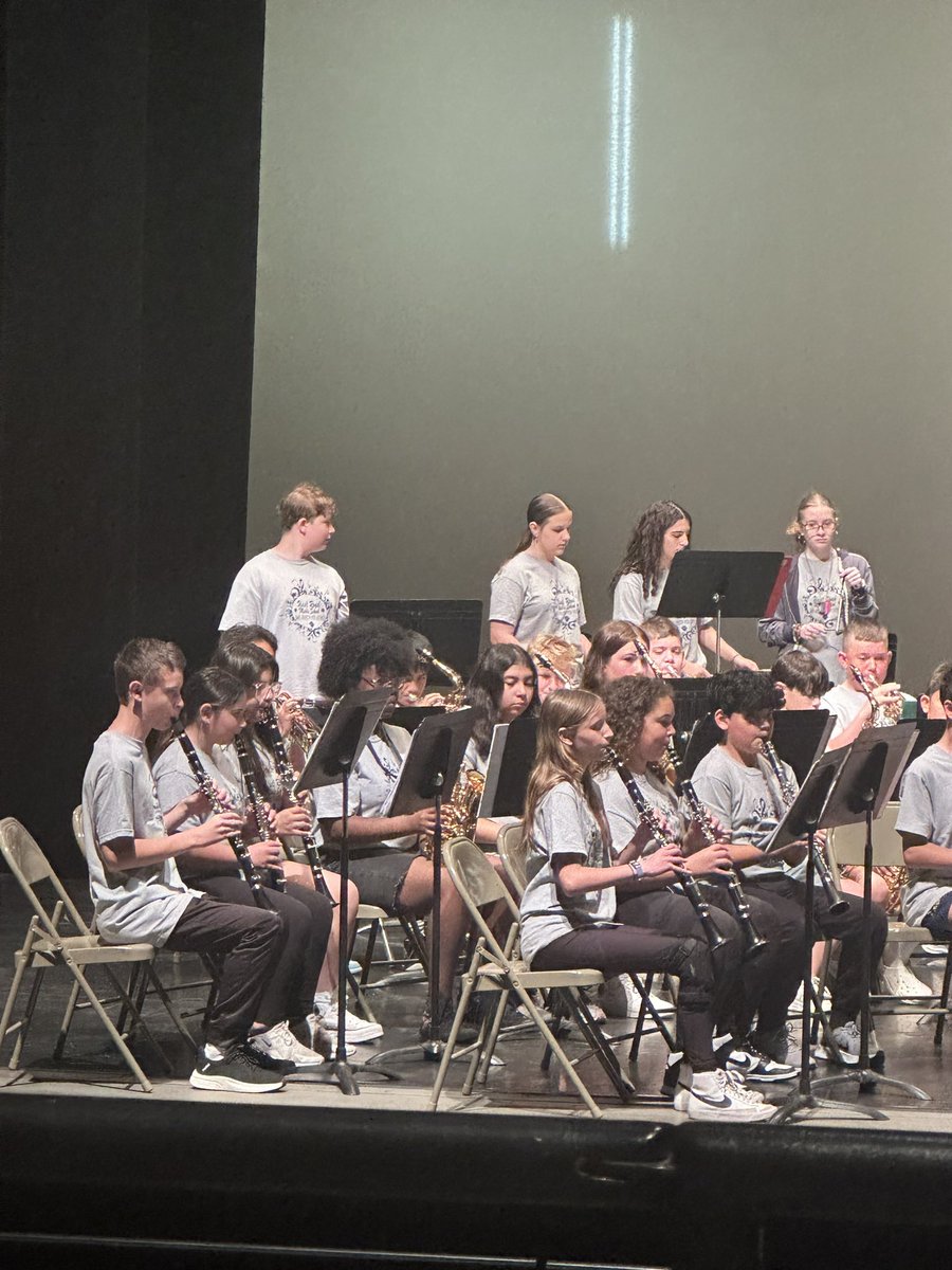 WestIslipOrch's tweet photo. Udall Music Department at LI Music Festival 2025 🎶✨ #WIProud #WestIslipMusic #UdallProud #WestIslipOrch #UdallSings #UdallBand #Adventureland @UdallWIPS https://t.co/2QKwO0IWes