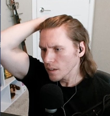 HES MOGGING
