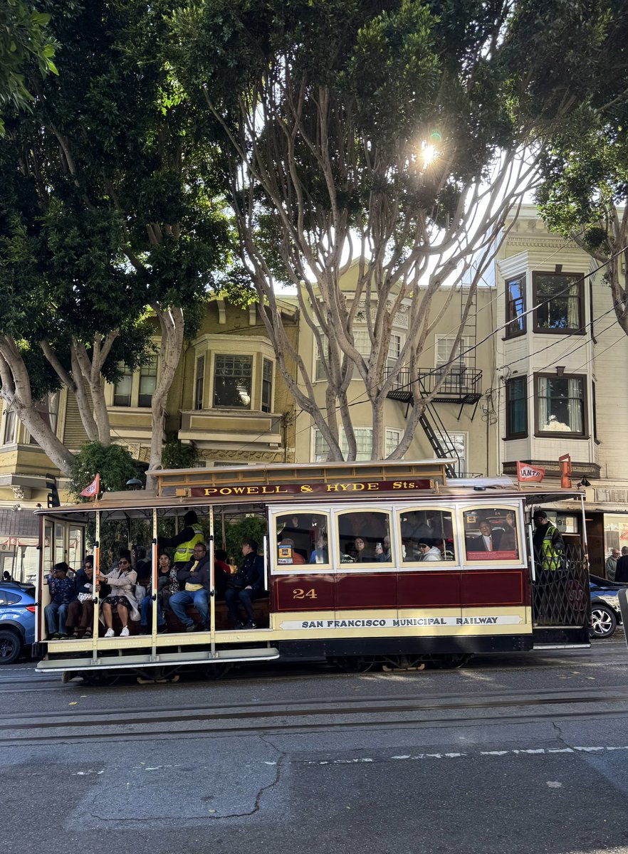 SF being particularly charming today 🚃