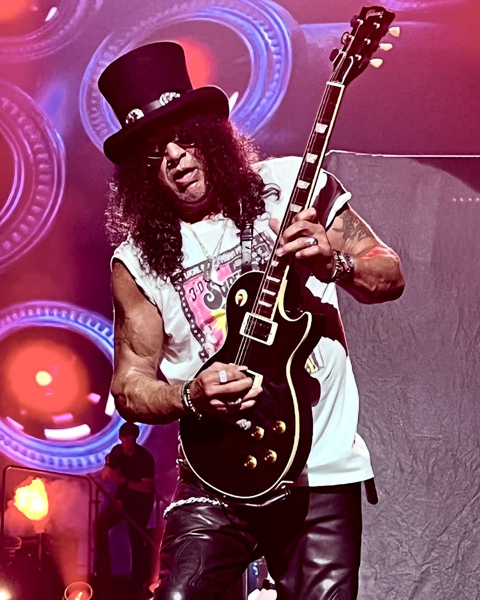 Slash World (@slashworldarg) on Twitter photo Slash / Guns Nโ Roses
27 de mayo de 2025
๐ฆ๐ช 
Abu Dhabi, Emiratos รrabes Unidos
Etihad Arena
Show nยฐ 8
Gira: Because What You Want & What You Get Are Two Completely Different Things. 
Foto credito: niallrichardson 
๐ค๐ฉ๐
#slash #gunsnroses #gnfnrs #Slashlive Slash / Guns Nโ Roses
27 de mayo de 2025
๐ฆ๐ช 
Abu Dhabi, Emiratos รrabes Unidos
Etihad Arena
Show nยฐ 8
Gira: Because What You Want & What You Get Are Two Completely Different Things. 
Foto credito: niallrichardson 
๐ค๐ฉ๐
#slash #gunsnroses #gnfnrs #Slashlive