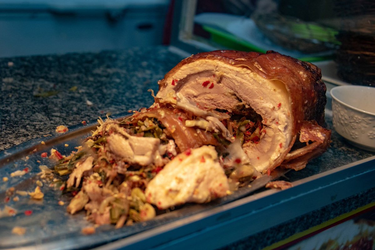 BlogueCCBlog's tweet image. The best lechon in Cebu City, Philippines – TOP-6

continentscondiments.com/best-lechon-in…

#food #foodie #foodblog #foodporn #travel #travelblog #travelblogger