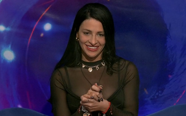 aarontsuarez's tweet photo. lo que extrañaba ver a chiara nominando

#GranHermano https://t.co/O8KxjB8lF7