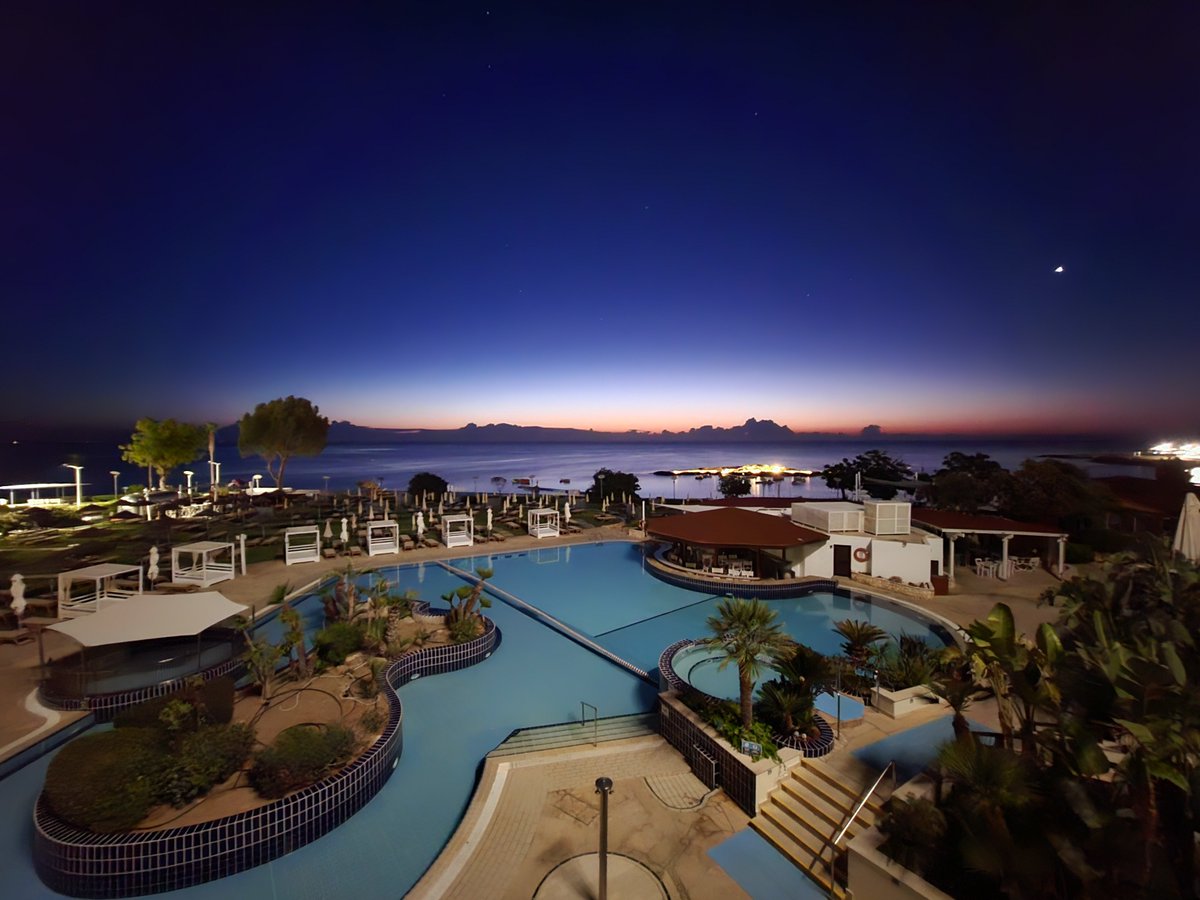 Καλημέρα με την αυγή σήμερα! 🌅 #ΠρωινήΔιάθεση #MorningVibes