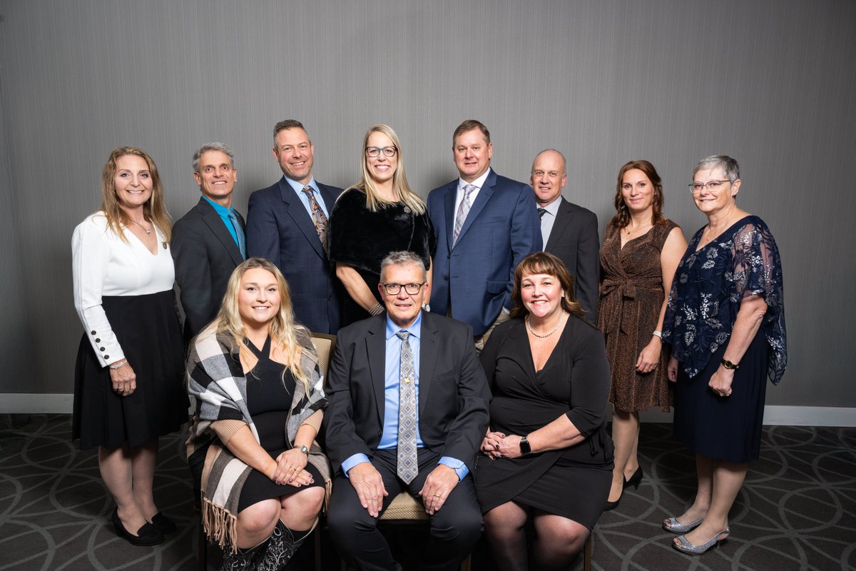 Meet our 2025 Board of Directors! 🇨🇦🌾
This incredible group is made up of past alumni who’ve lived the COYF/JAE experience, sponsor representatives who go above and beyond to support the program, and passionate advocates for the future of #CdnAg
oyfcanada.com/language/en/ab…