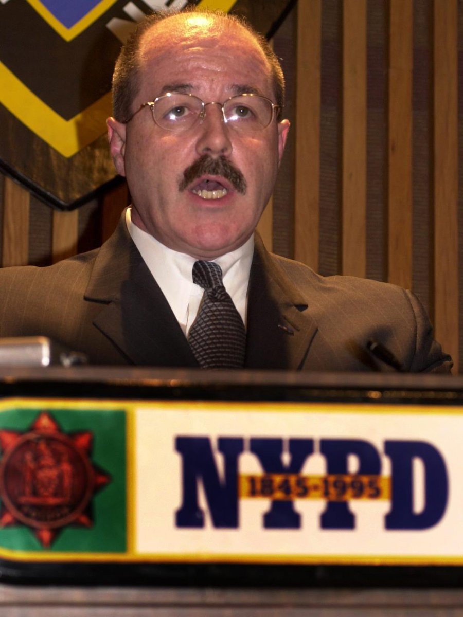 Traffic stop on 11th st and skunk run st, image size:900x1200