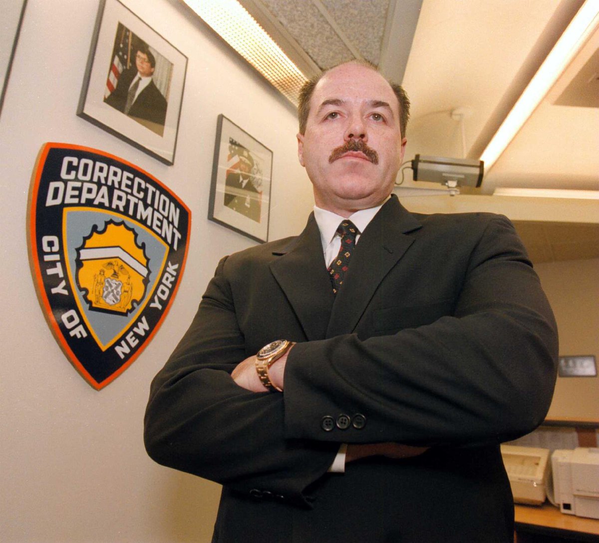 How to Work for A News Outlet As A Photographer | TikTok, image size:1200x1087