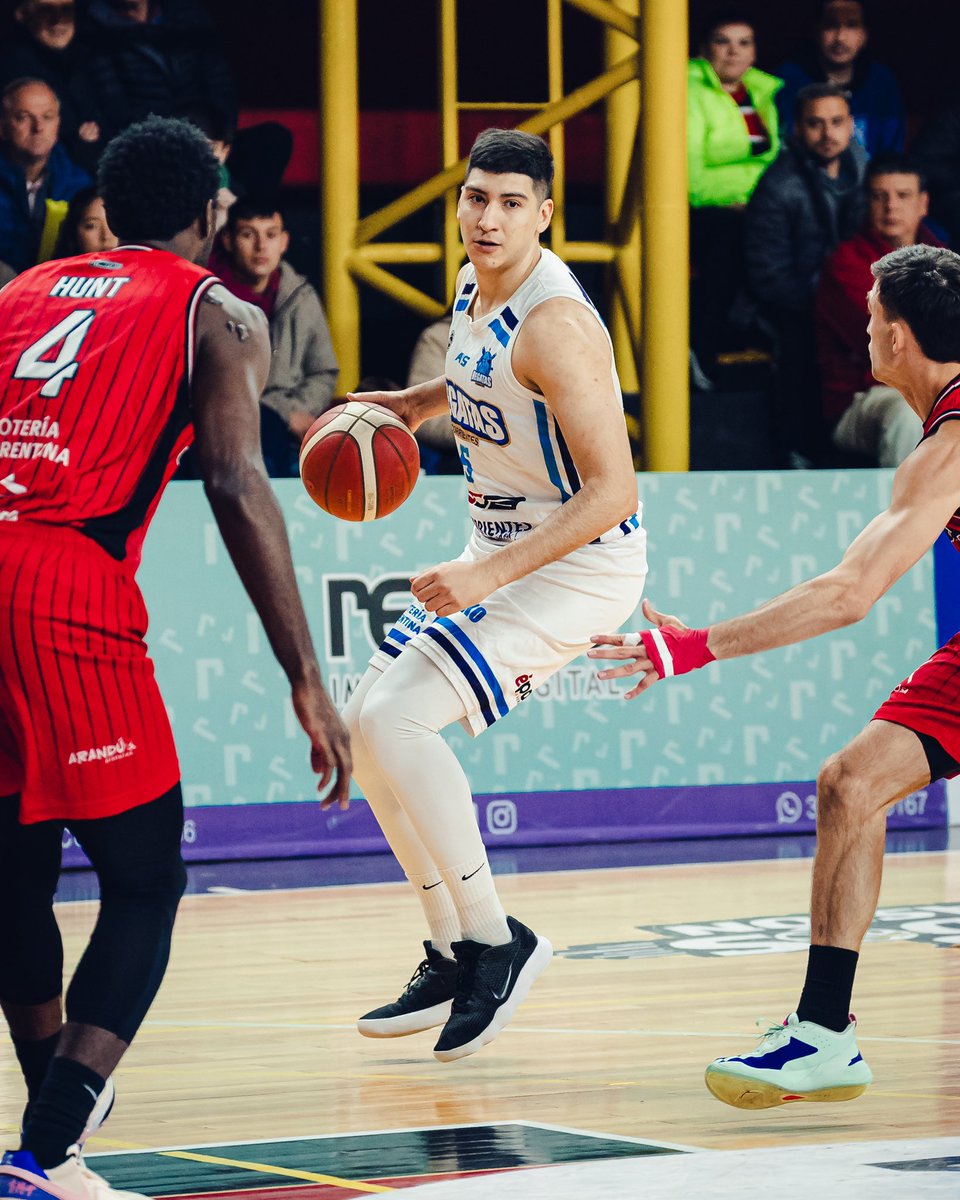 ClubRegatasCtes's tweet photo. @TyCSports @LigaNacional GANÓOOOOO EL EQUIPO DE LA CIUDAD 🤩👻 Fue 59 a 52 en el tercer juego ante San Martín 🏀

📈 Sebastian Lugo e Iván Gramajo y Andrés Jaime fueron los goleadores con 13 y 11 puntos.

Este sábado volvemos a jugar de visitante. #VamosParque 💙 https://t.co/tunQ30t272