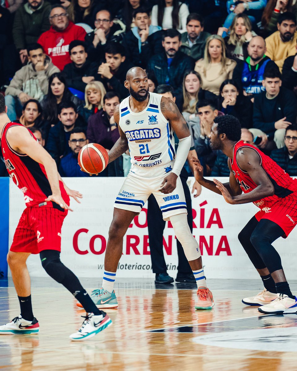 ClubRegatasCtes's tweet photo. @TyCSports @LigaNacional GANÓOOOOO EL EQUIPO DE LA CIUDAD 🤩👻 Fue 59 a 52 en el tercer juego ante San Martín 🏀

📈 Sebastian Lugo e Iván Gramajo y Andrés Jaime fueron los goleadores con 13 y 11 puntos.

Este sábado volvemos a jugar de visitante. #VamosParque 💙 https://t.co/tunQ30t272